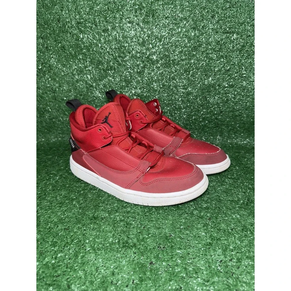 Air Jordan Fadeaway GS Boys Size 4.5Y Red Basketball‎ Shoes Sneakers AO1331-600